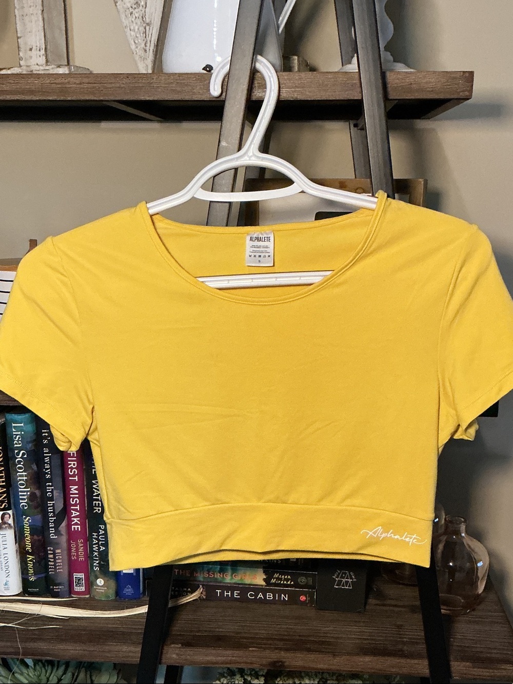 Alphalete Women's Bright Yellow Crop Top Size S